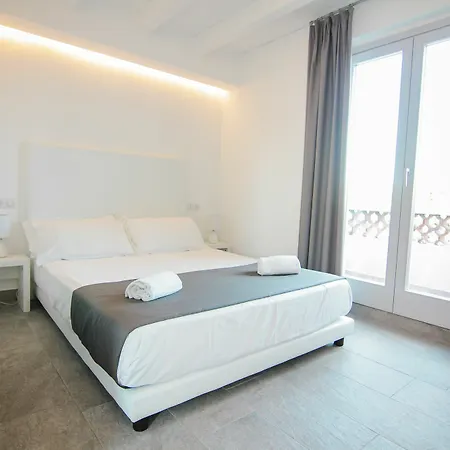La Maison Du Port Apartment